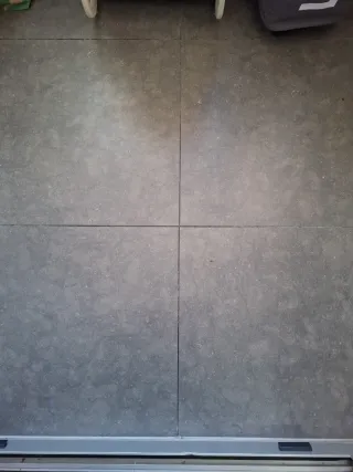 5 Baldosas Gres Porcelánico Nuevas