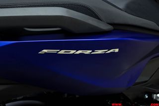 HONDA FORZA 125 -APTA B Y A1- GARANTÍA OFICIAL