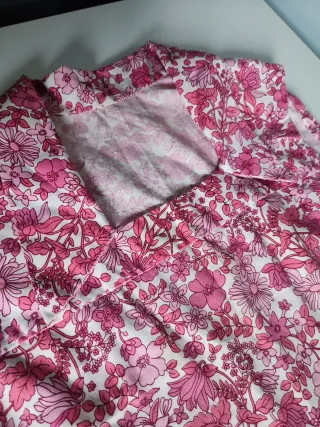 Blusa floral rosa talla L