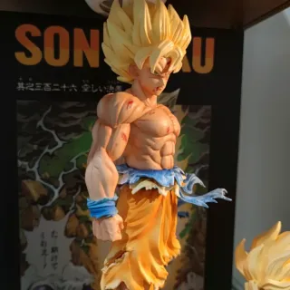 Dragon Ball Son Goku Super Saiyan Statua + Busto