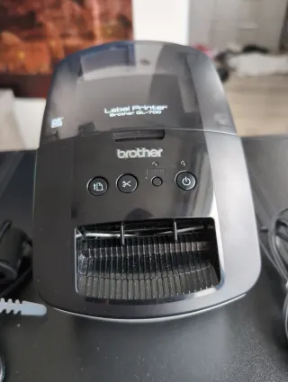 Impresora Etiquetas Brother QL-700