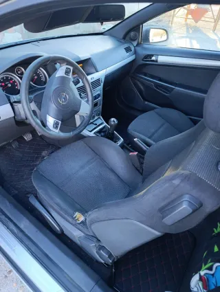 Opel Astra 2005