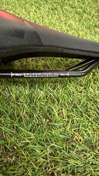 Sillín Prologo Akero 150mm MTB/Carretera - Nuevo