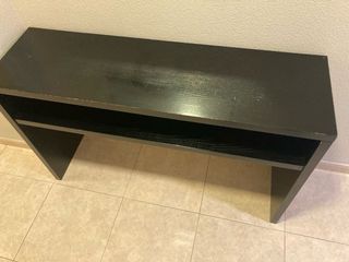 Mueble de entrada negro con espejo