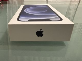 Caja iPhone 12 Negro