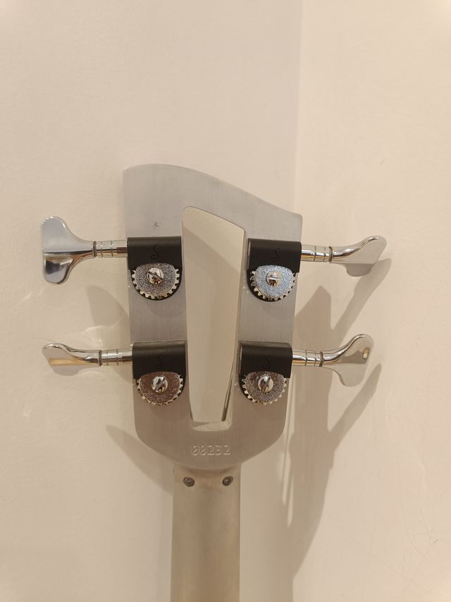 Bajo Baguley Aluminio 35 pulgadas