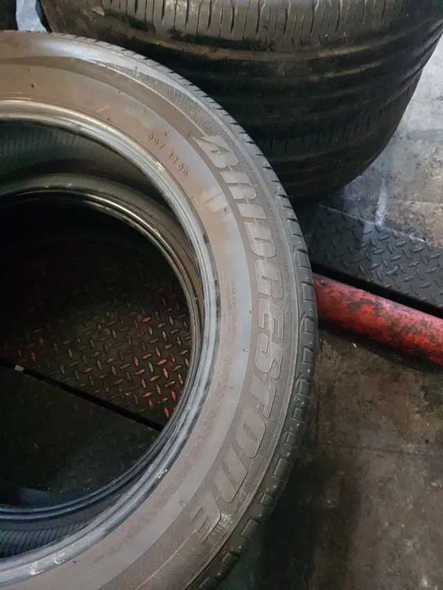 Neumáticos Bridgestone 225/55R18 98V