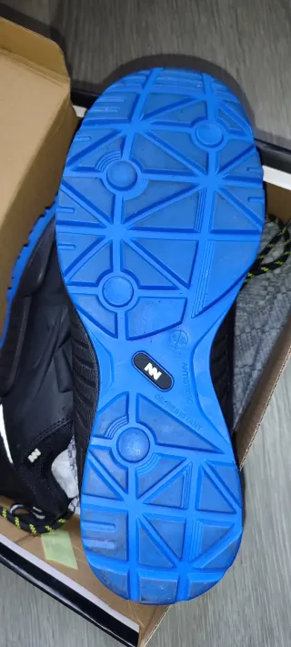 Botas y Zapatos de seguridad