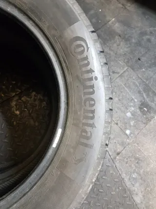 Neumáticos Continental:235/55R18 100v
