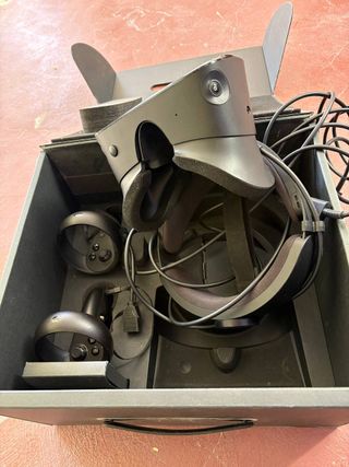 Oculus Rift S PC VR + 2 mandos + cable + caja