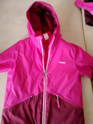 Conjunto nieve Decathlon chaqueta y pantalón 5-6