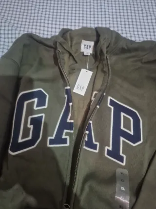 Sudadera Gap Verde Talla XL con cremallera