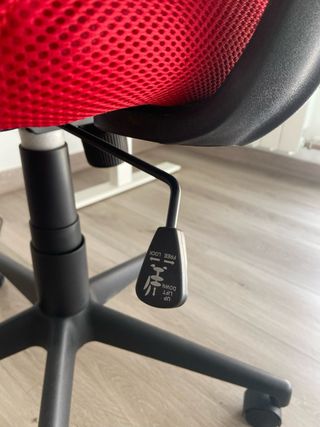 Silla de oficina IKEA roja