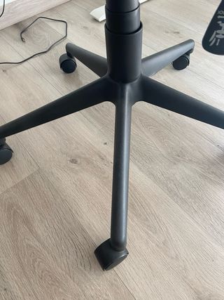 Silla de oficina IKEA roja