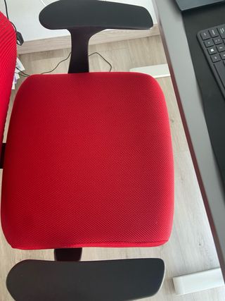 Silla de oficina IKEA roja