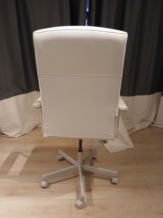 Silla de oficina ejecutiva blanca