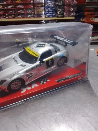 Scalextric Mercedes SLS GT3 N8 NUEVO PRECINTADO