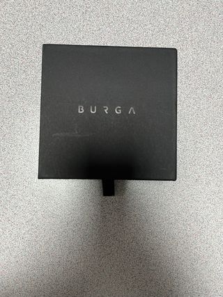 Funda Burga Airpods 4 Rayas Rojo/Rosa