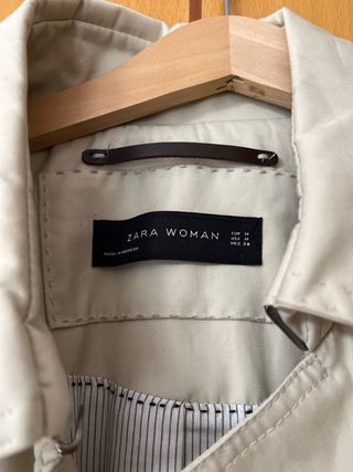 Gabardina Zara Beige Talla M
