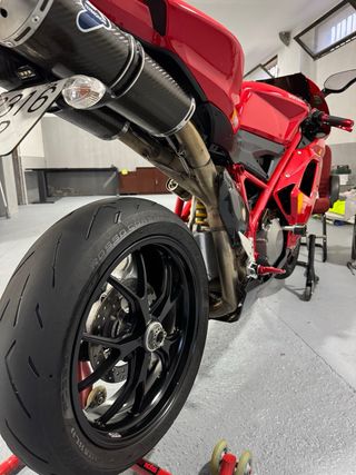 Ducati 848 Roja 20.000 km