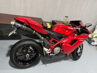 Ducati 848 Roja 20.000 km