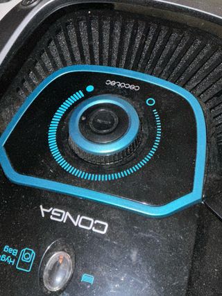 Aspiradora Conga Compacta y Potente