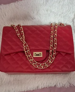 Borsa a mano rossa trapuntata