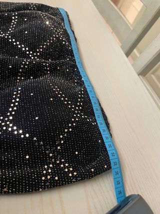 Vestito elegante nero con paillettes. Taglia 42