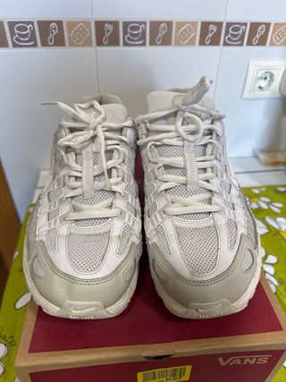 Nike P-6000 Gris y Blanco