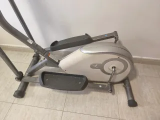 Bicicleta Elíptica Gimnasio