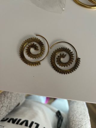 Pendientes vintage espiral dorados