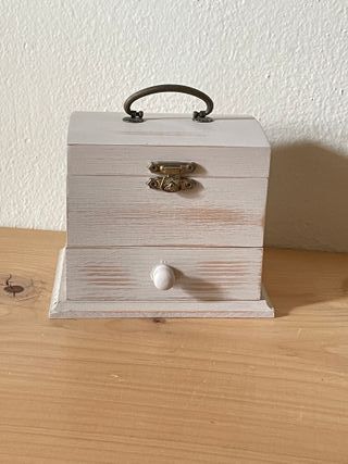 Porta gioie da scrivania