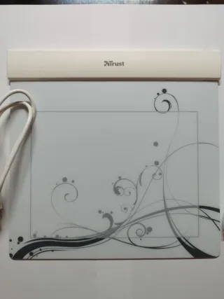 Tableta gráfica Trust digitalizadora