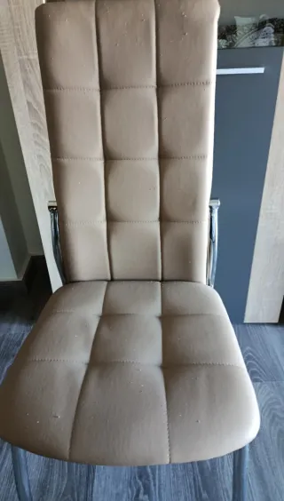 Mesa extensible y 4 sillas