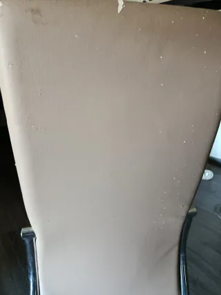 Mesa extensible y 4 sillas