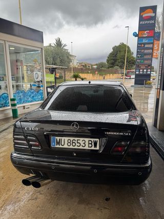 Mercedes w210 e300 turbo (om606)