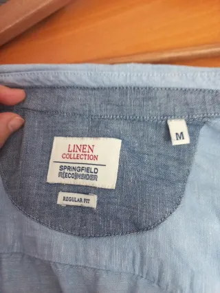 Camisa azul de manga larga para hombre