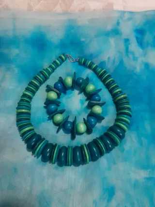 Conjunto collar y pulsera de madera