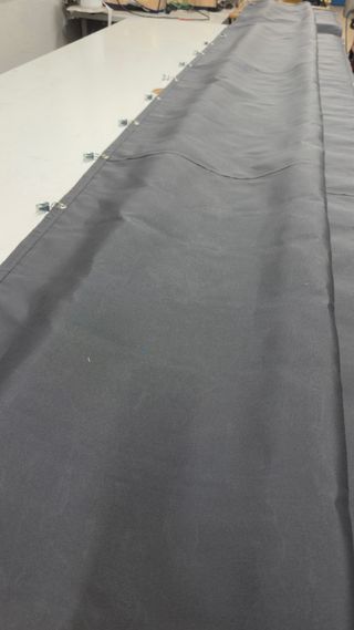 Cortina corredera con ojales GRANDE