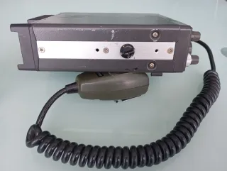 Emisora 2m FM Sommerkamp FT-230R