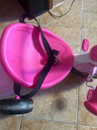 Triciclo Molto rosa con empujador