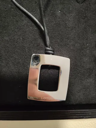 Colgante Lotus Acero Diseño Geométrico