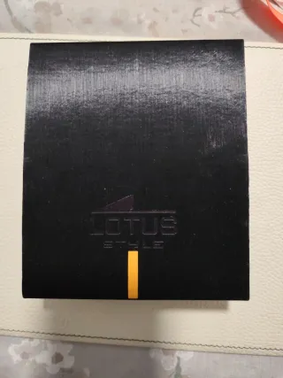 Colgante Lotus Acero Diseño Geométrico