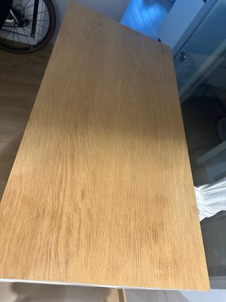 Mesa alta + 2 banquetas madera y metal