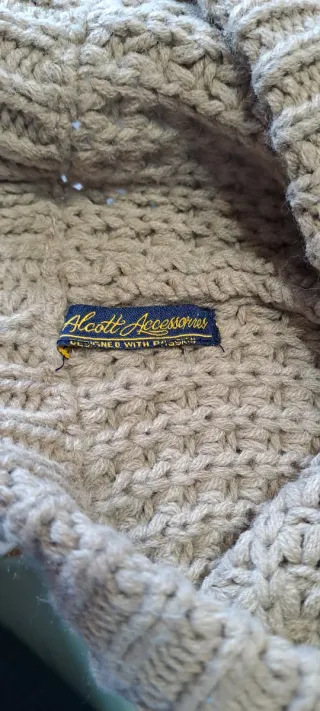 Scaldacollo Alcott color tortora