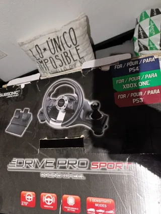 Volante y Pedales Subsonic Drive Pro PS4 con juego