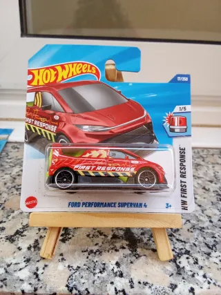 Hotwheels Ford Performance Supervan 4 First Respon
