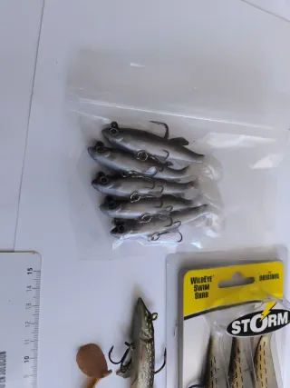 Señuelos vinilos pesca depredadores