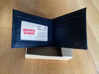 Cartera Levi's Hombre Negra