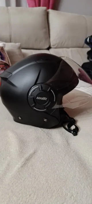 Casco de moto usado una vez